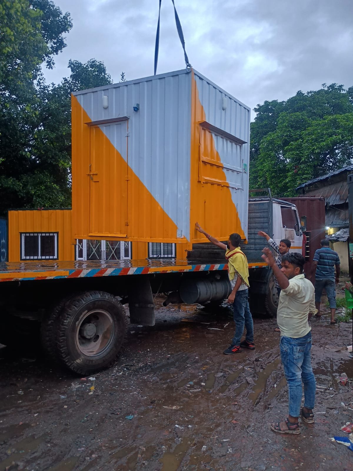 L&T Expressway Site Office — Overseas Trading Corporation